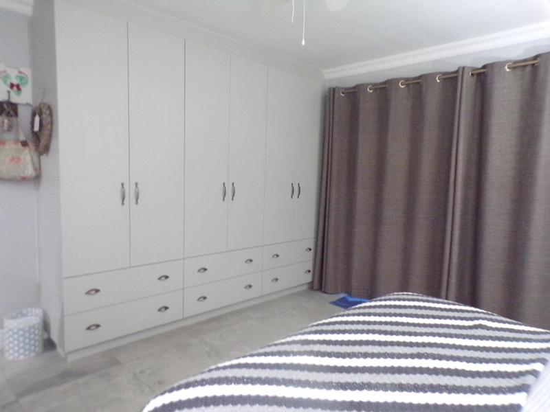 6 Bedroom Property for Sale in Dwarskersbos Western Cape